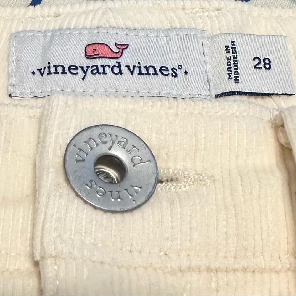 Vineyard Vines straight crop corduroy pants